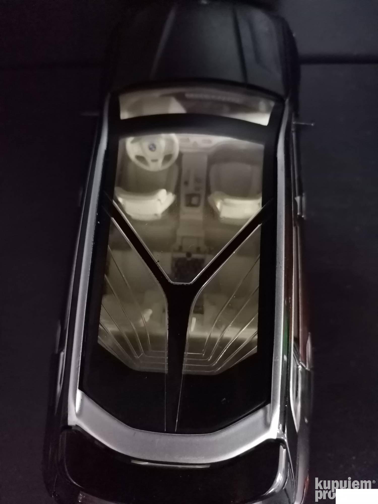 Bmw X7 Metalni Autic 1/24 – Bmw X7 Metalni Autic 1/24 - Image 4