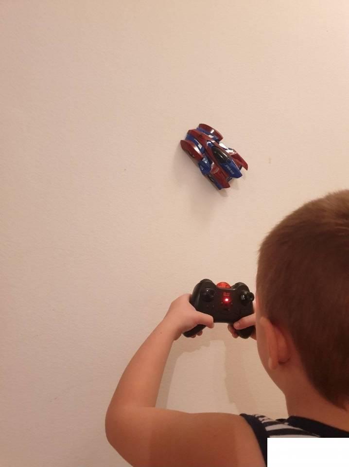 Auto igračka koja ide po zidu / spiderman auto – Auto igračka koja ide po zidu / spiderman auto - Image 2