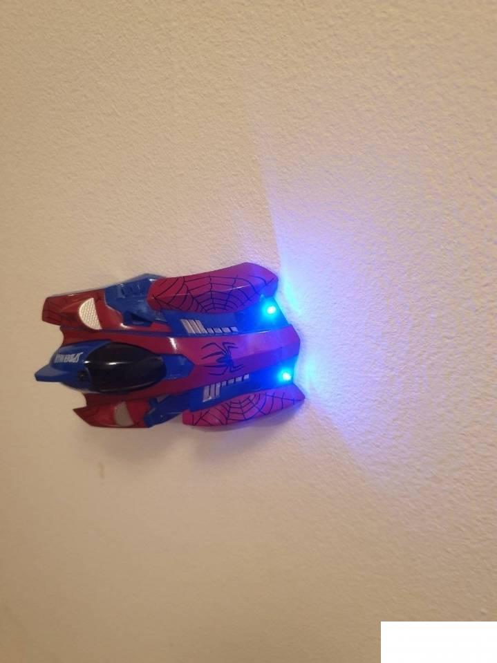 Auto igračka koja ide po zidu / spiderman auto – Auto igračka koja ide po zidu / spiderman auto - Image 3